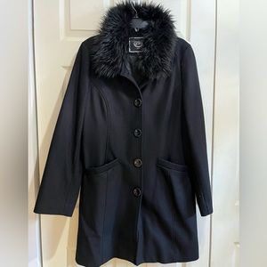 RW Black coat in Size XL